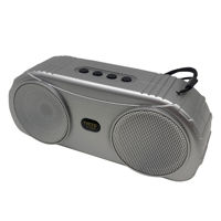 Imagen de Parlante con linterna, recarga USB en caja varios colores