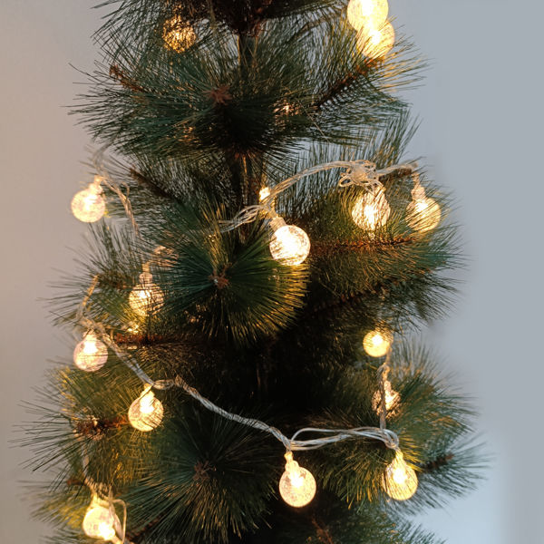 Imagen de Luces led x40, bolas luz cálida, 220v 8 metros, extensible en caja