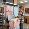 Imagen de Caja organizadora de plástico 42L, con ruedas 2 colores